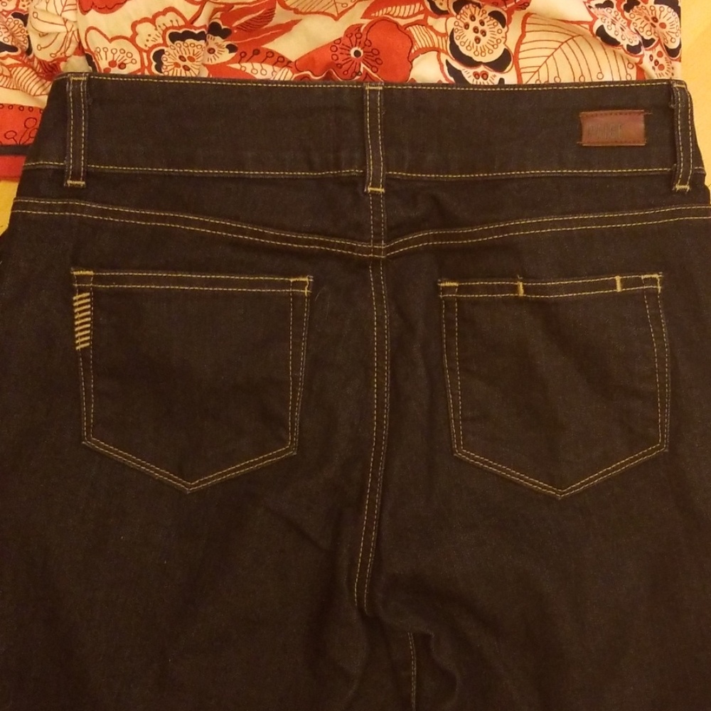 PAIGE Jean's Flare Leg Dark Blue Wash - Picture 6 of 8